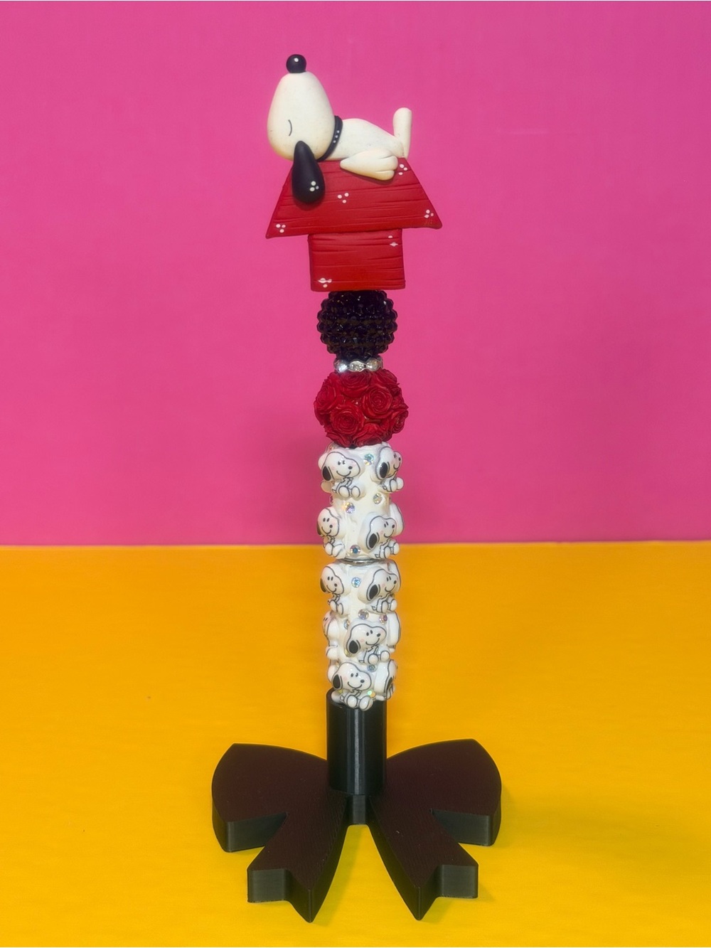 Snoopy Beaded Pen with Red Doghouse Topper